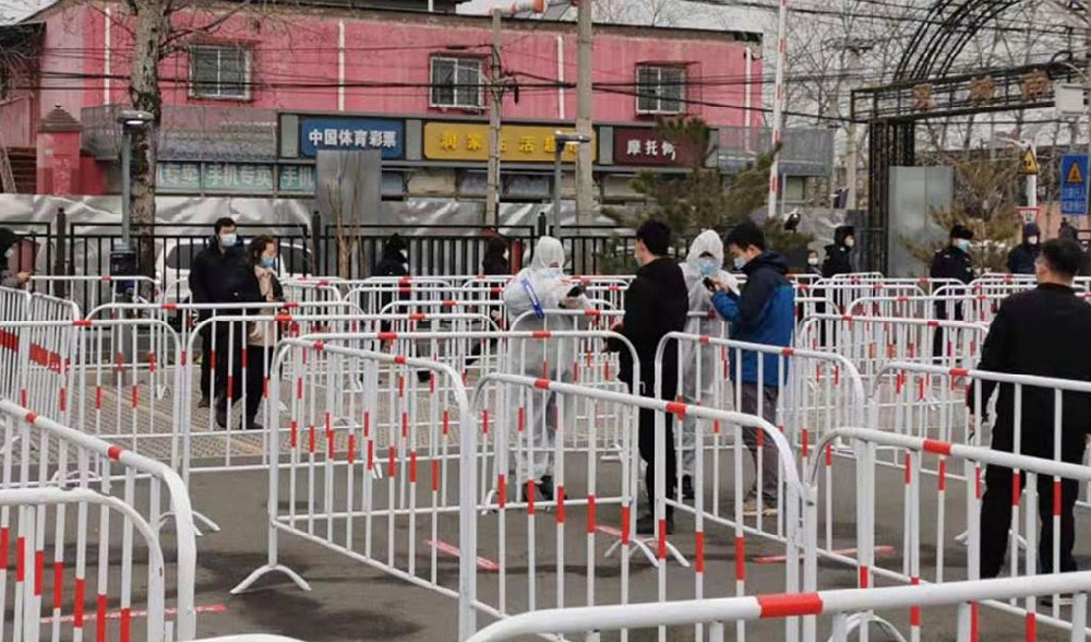 疫情防护最有效的办法--有序、距离